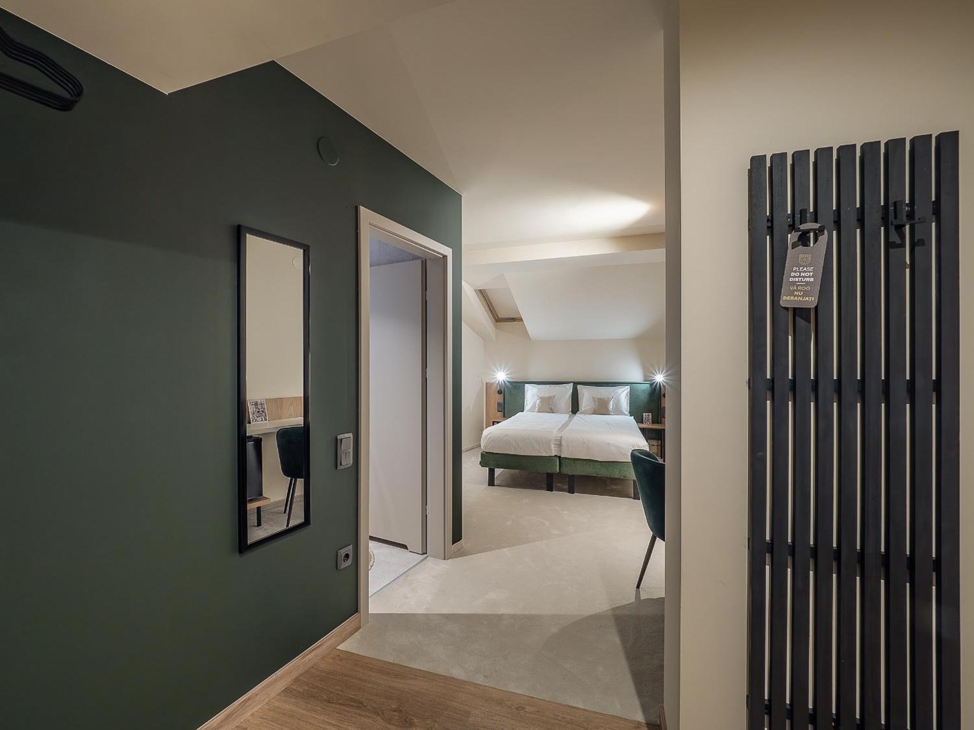 Craft Inn - Boutique Hotel Сибиу Екстериор снимка