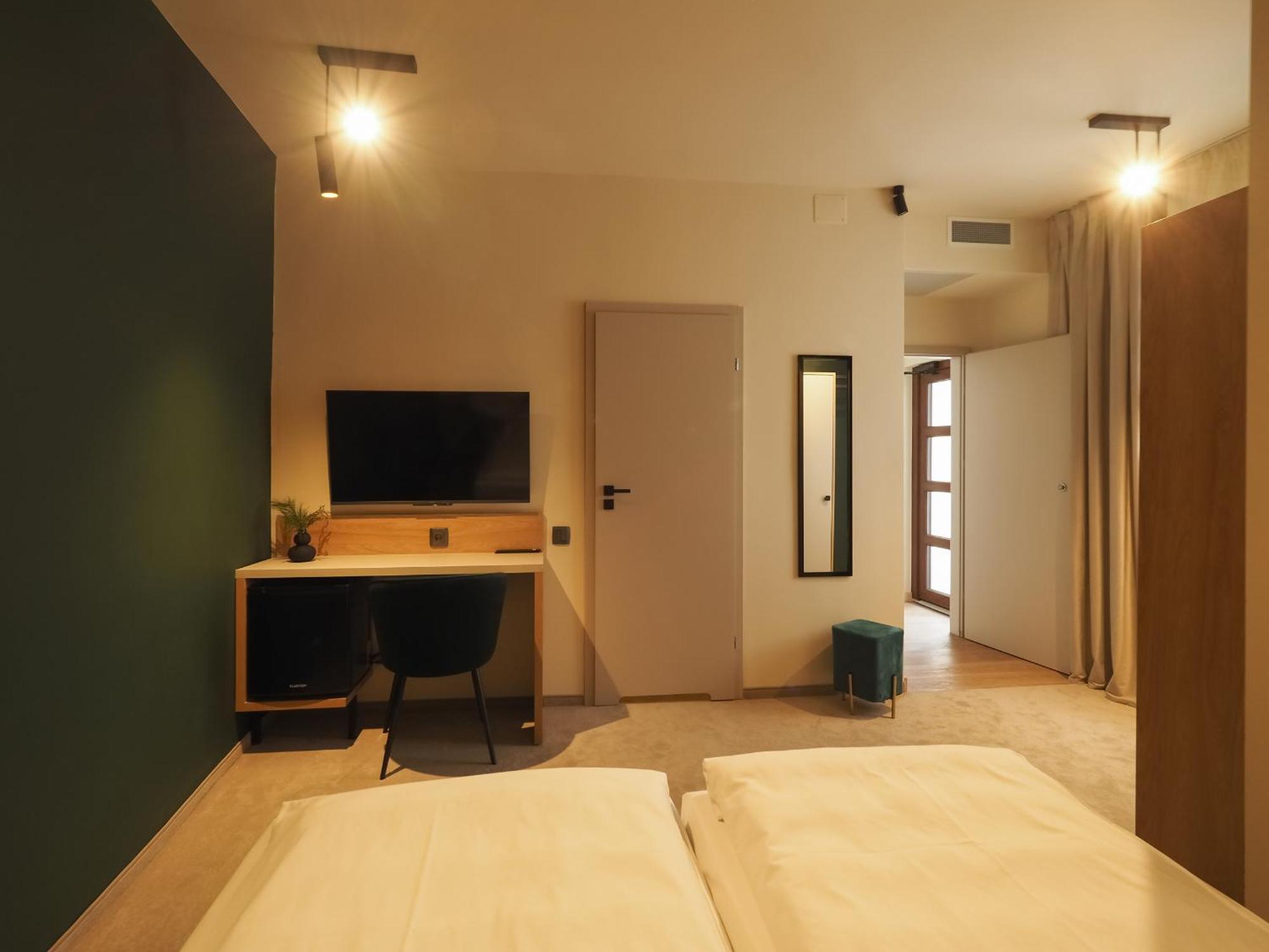 Craft Inn - Boutique Hotel Сибиу Екстериор снимка